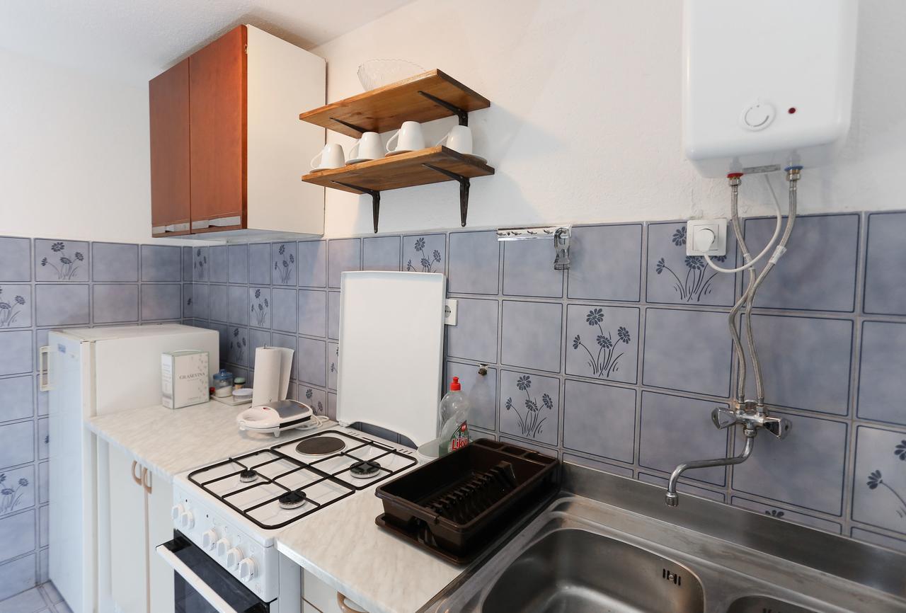 Apartment Vitaic Supetar Exterior photo